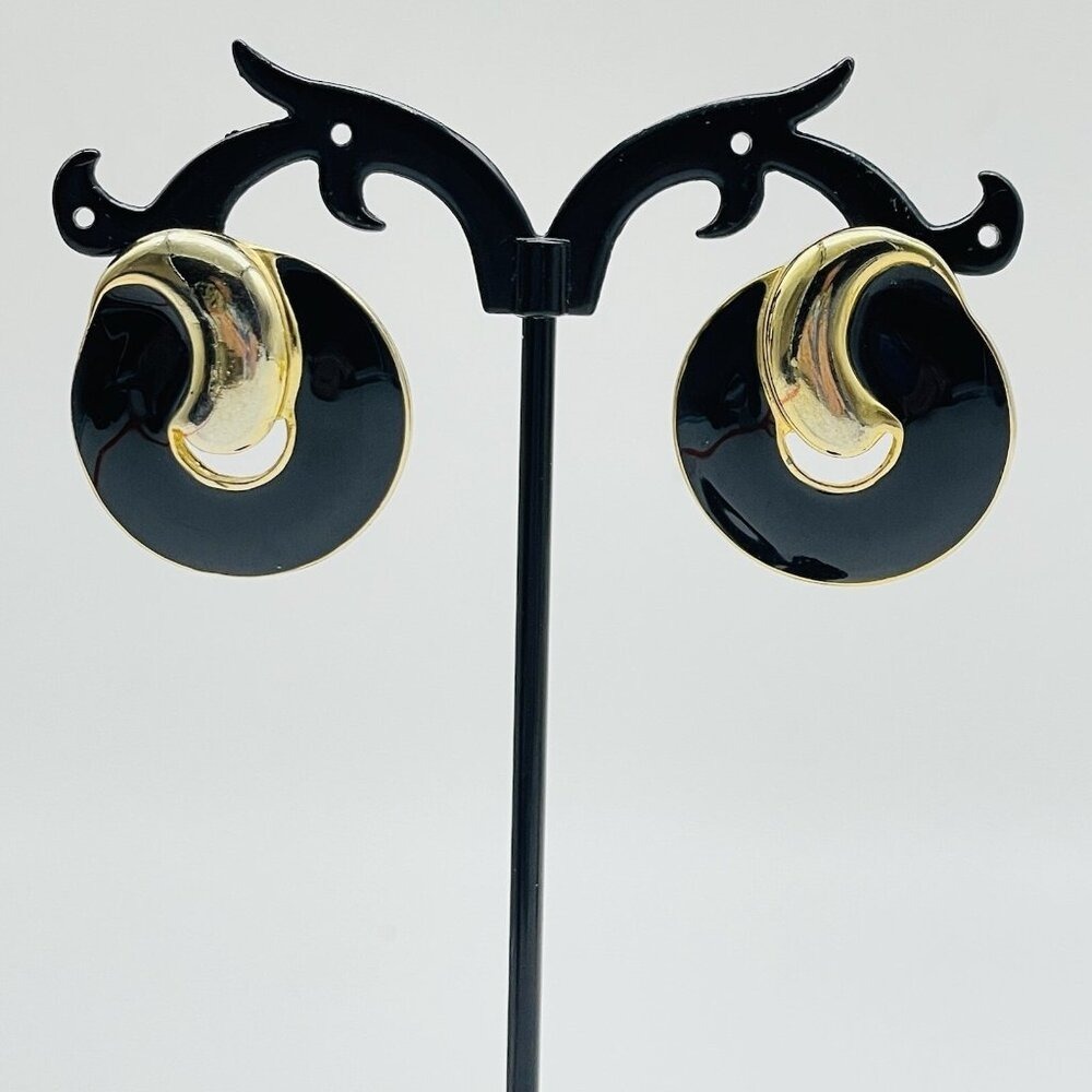 Vintage Black Enamel Gold Tone Swirl Clip On Earrings Statement